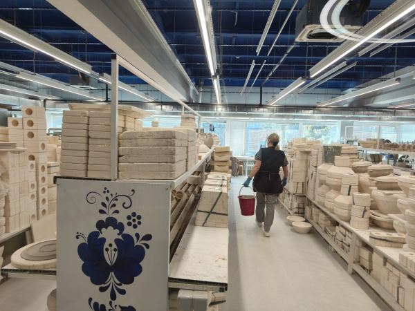 Экскурсия на завод «Объединение Гжель» с мастер-классом по росписи Экскурсия на завод «Объединение Гжель» с мастер-классом по росписи