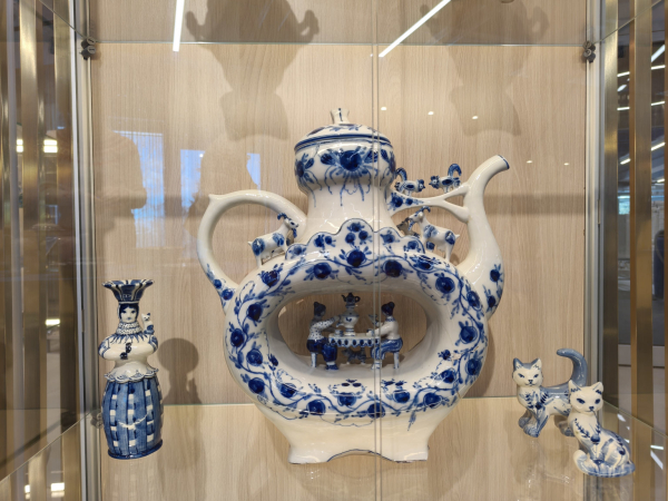 Экскурсия на завод «Объединение Гжель» с мастер-классом по росписи Экскурсия на завод «Объединение Гжель» с мастер-классом по росписи