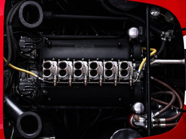 Ferrari 250 GTO 1962 года выпуска был продан за 51,7 миллиона долларов Ferrari 250 GTO 1962 года выпуска был продан за 51,7 миллиона долларов