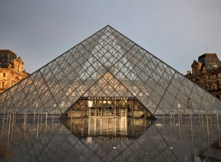 Апокалипсис сегодня: пустые улицы туристических центров по всему миру Апокалипсис сегодня: пустые улицы туристических центров по всему миру