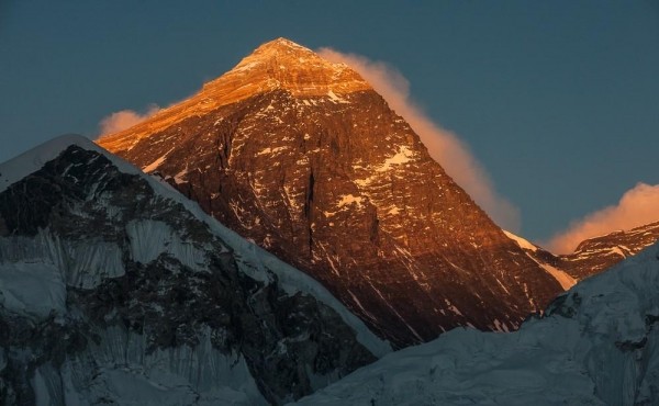 Лучше гор могут быть только горы Лучше гор могут быть только горы