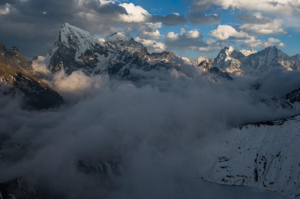 Лучше гор могут быть только горы Лучше гор могут быть только горы