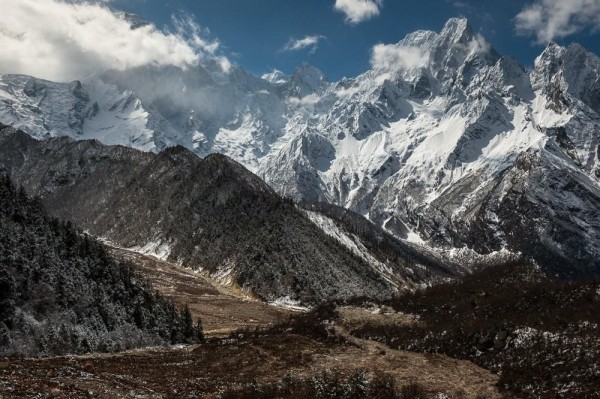 Лучше гор могут быть только горы Лучше гор могут быть только горы