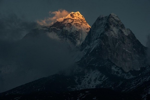 Лучше гор могут быть только горы Лучше гор могут быть только горы