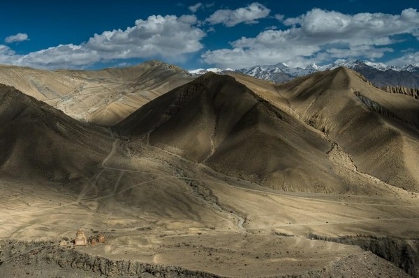 Лучше гор могут быть только горы Лучше гор могут быть только горы