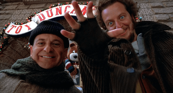 Самые кассовые комедии в истории кинематографа Самые кассовые комедии в истории кинематографа