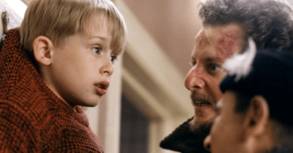 Самые кассовые комедии в истории кинематографа Самые кассовые комедии в истории кинематографа