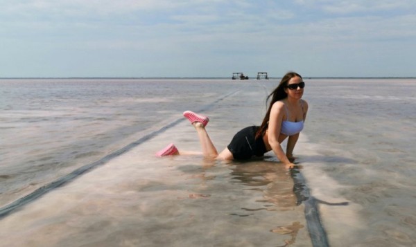 Фантастическая Россия: место, где поезда ходят по воде Фантастическая Россия: место, где поезда ходят по воде