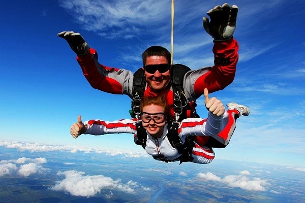 6 причин, почему в авиалайнерах нет парашютов для пассажиров 6 причин, почему в авиалайнерах нет парашютов для пассажиров