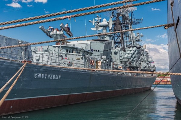 Крым: куда сходить и чем заняться Крым: куда сходить и чем заняться