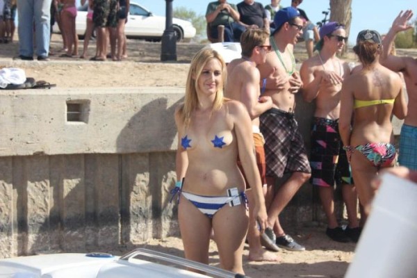 Рай для мужчин - озеро Хавасу (31фото) Рай для мужчин - озеро Хавасу (31фото)