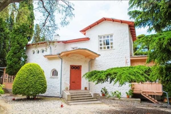 Крым: куда сходить и чем заняться Крым: куда сходить и чем заняться