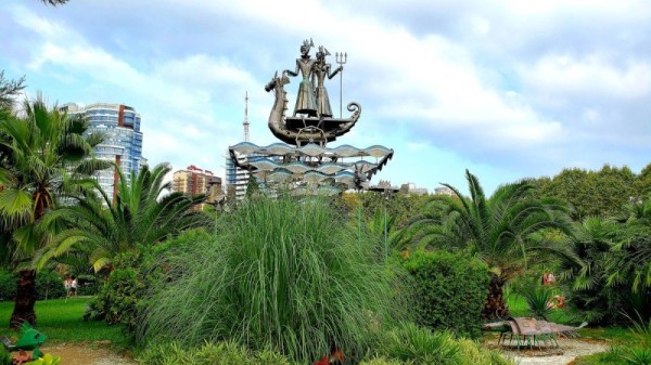 Топ-10 парков Сочи, которые нужно обязательно посетить Топ-10 парков Сочи, которые нужно обязательно посетить