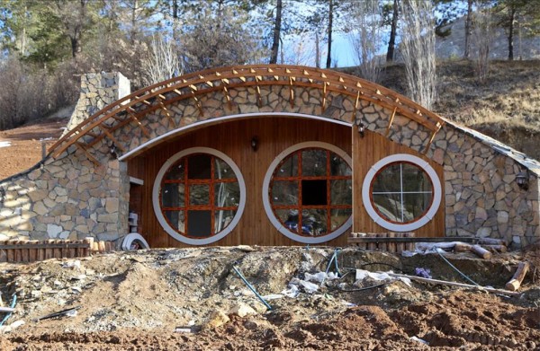 В Турции набирает популярность деревня хоббитов В Турции набирает популярность деревня хоббитов