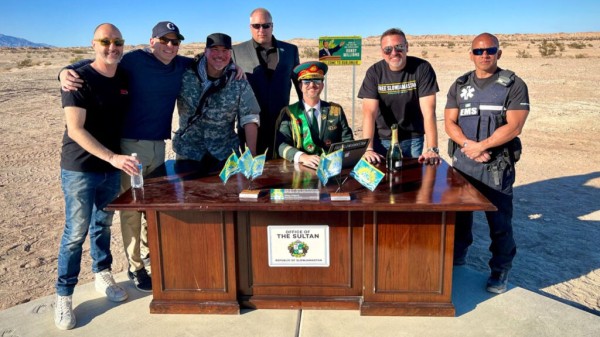 Как диджей из США основал государство и объявил себя диктатором Как диджей из США основал государство и объявил себя диктатором