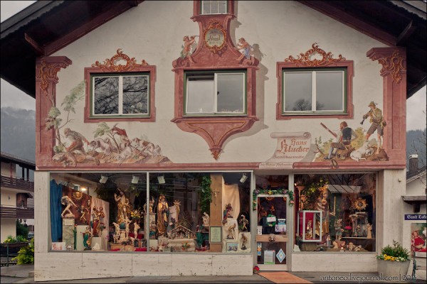 Как выглядит расписная альпийская деревушка Как выглядит расписная альпийская деревушка