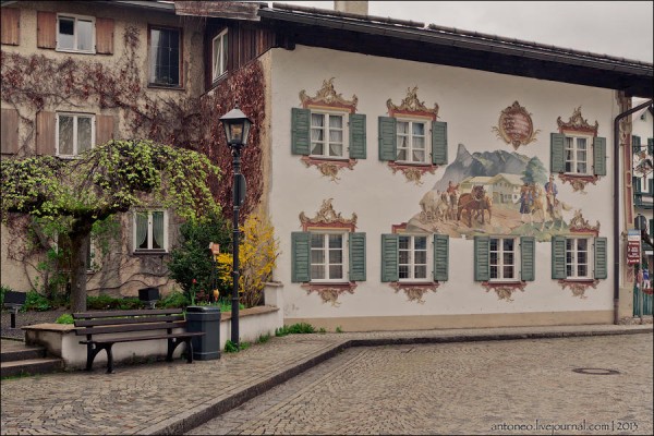 Как выглядит расписная альпийская деревушка Как выглядит расписная альпийская деревушка