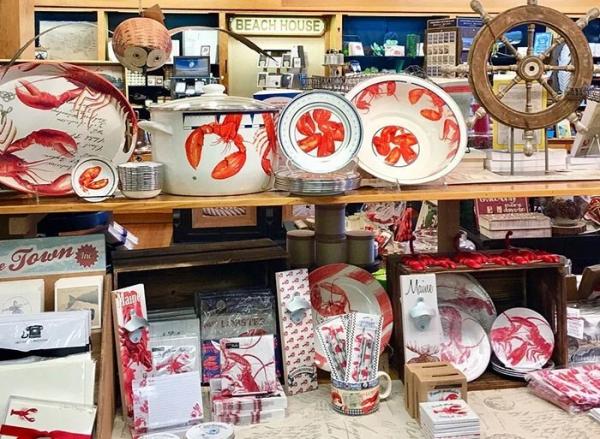 Местные делятся тем, какие выходки туристов особенно выбесили их Местные делятся тем, какие выходки туристов особенно выбесили их