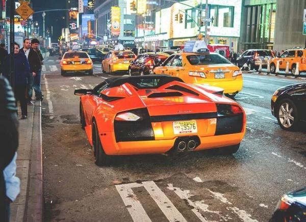 Местные делятся тем, какие выходки туристов особенно выбесили их Местные делятся тем, какие выходки туристов особенно выбесили их