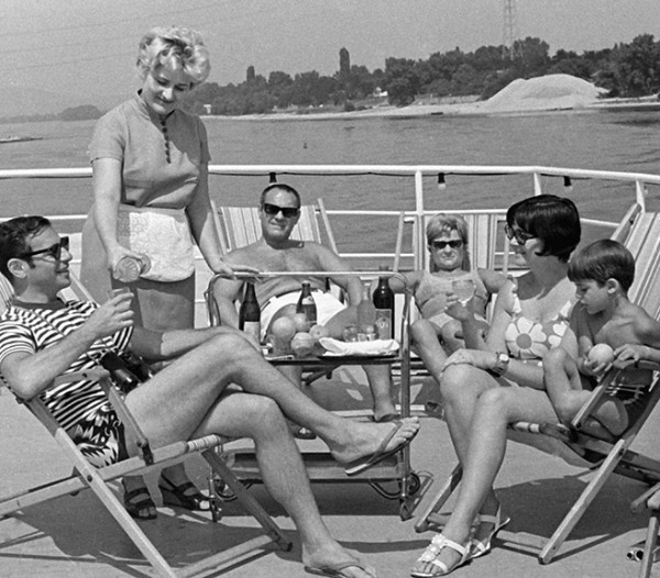 «Руссо туристо», или Как граждане СССР позорили свою отчизну за рубежом «Руссо туристо», или Как граждане СССР позорили свою отчизну за рубежом