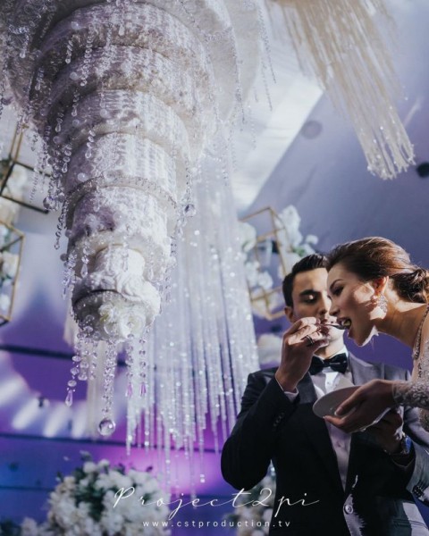 Самый необычный свадебный торт (4 фото) Самый необычный свадебный торт (4 фото)