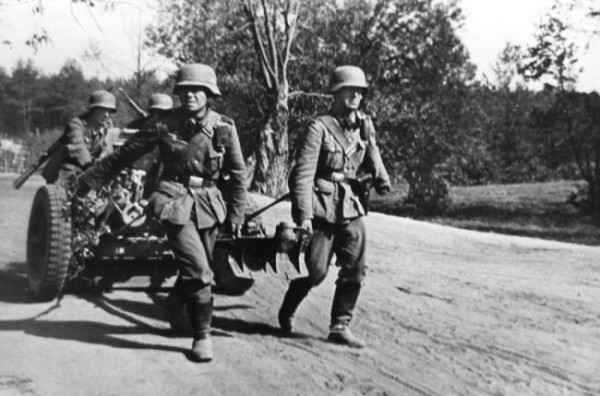 Фотографии Великой Отечественной войны 1943 года (68 фото) Фотографии Великой Отечественной войны 1943 года (68 фото)