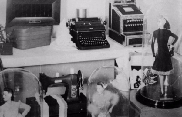 Что спрятали в самую большую капсулу времени, которую вскроют через 6000 лет Что спрятали в самую большую капсулу времени, которую вскроют через 6000 лет