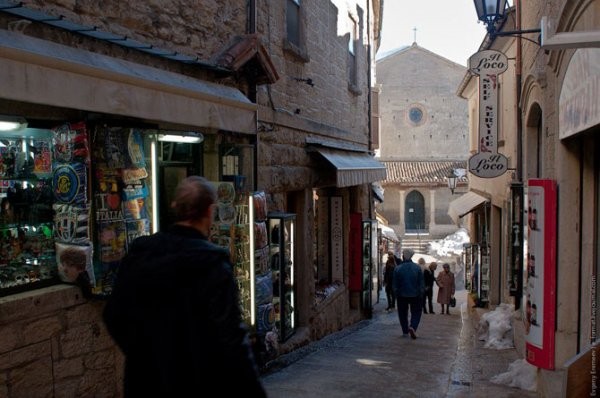 Сан-Марино — одно из самых маленьких государств в мире (24 фото) Сан-Марино — одно из самых маленьких государств в мире (24 фото)