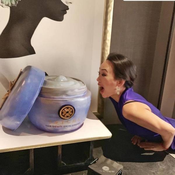 Торты, которые меньше всего похожи на торты (21 фото) Торты, которые меньше всего похожи на торты (21 фото)