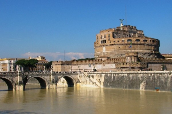 Самые известные гробницы мира Самые известные гробницы мира