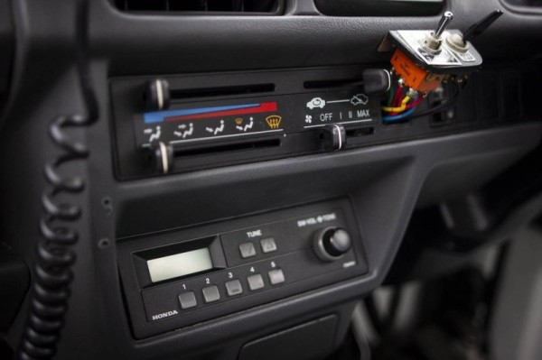 Маленький пожарный грузовик Honda Acty 1995 года Маленький пожарный грузовик Honda Acty 1995 года