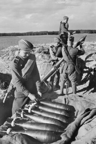 Фотографии Великой Отечественной войны 1943 года (68 фото) Фотографии Великой Отечественной войны 1943 года (68 фото)