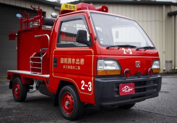 Маленький пожарный грузовик Honda Acty 1995 года Маленький пожарный грузовик Honda Acty 1995 года