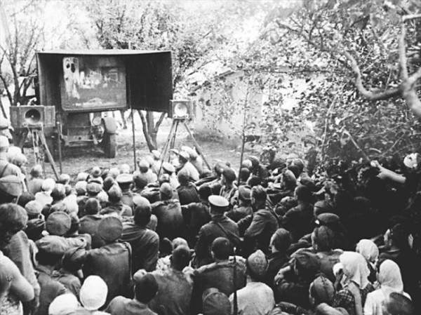 Фотографии Великой Отечественной войны 1943 года (68 фото) Фотографии Великой Отечественной войны 1943 года (68 фото)
