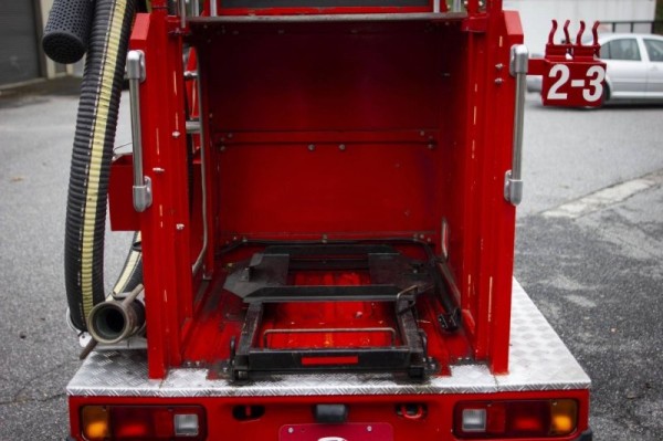 Маленький пожарный грузовик Honda Acty 1995 года Маленький пожарный грузовик Honda Acty 1995 года