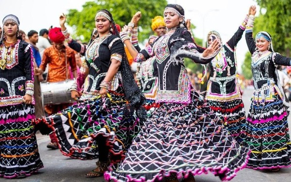 Удивительные танцы мира