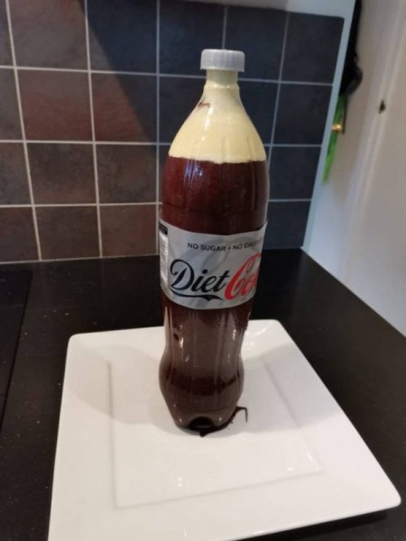 Торты, которые меньше всего похожи на торты (21 фото) Торты, которые меньше всего похожи на торты (21 фото)