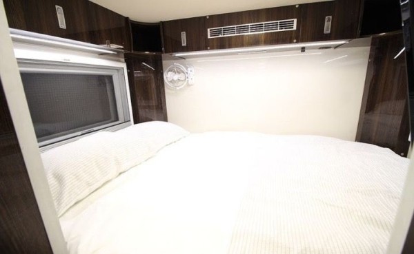 Пятизвездочный дом в грузовике (9 фото) Пятизвездочный дом в грузовике (9 фото)