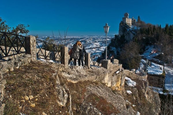 Сан-Марино — одно из самых маленьких государств в мире (24 фото) Сан-Марино — одно из самых маленьких государств в мире (24 фото)