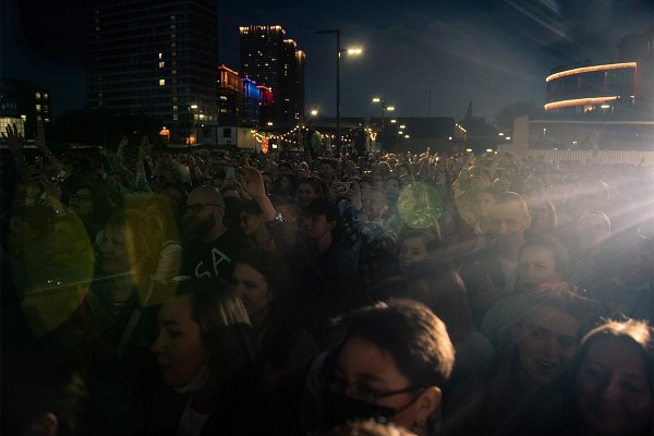 Лучшая музыка, стендап и очень много историй. Что делать на «Чтиво Фесте» и почему это лучшее мероприятие для завершения лета? Лучшая музыка, стендап и очень много историй. Что делать на «Чтиво Фесте» и почему это лучшее мероприятие для завершения лета?