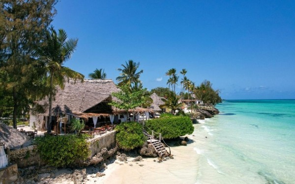 Отдых рядом с жирафами и под шум Индийского океана: Занзибар от Ambotis Holidays Отдых рядом с жирафами и под шум Индийского океана: Занзибар от Ambotis Holidays