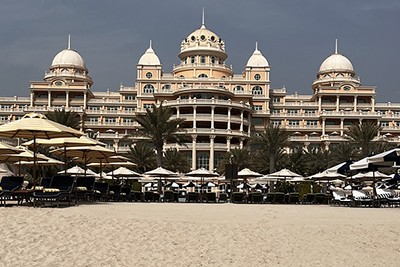 Агенты Loyalty в Дубае, или как собрать команду мечты Агенты Loyalty в Дубае, или как собрать команду мечты