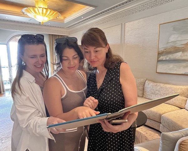 Агенты Loyalty в Дубае, или как собрать команду мечты Агенты Loyalty в Дубае, или как собрать команду мечты