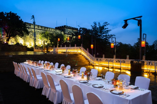 «Золотая Лихорадка 2025» — ужин на великой китайской стене и настоящая драгоценность «АРТ-ТУР» «Золотая Лихорадка 2025» — ужин на великой китайской стене и настоящая драгоценность «АРТ-ТУР»