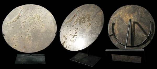 Происки дьявола и главное богатство: почему зеркала были под запретом много веков Происки дьявола и главное богатство: почему зеркала были под запретом много веков