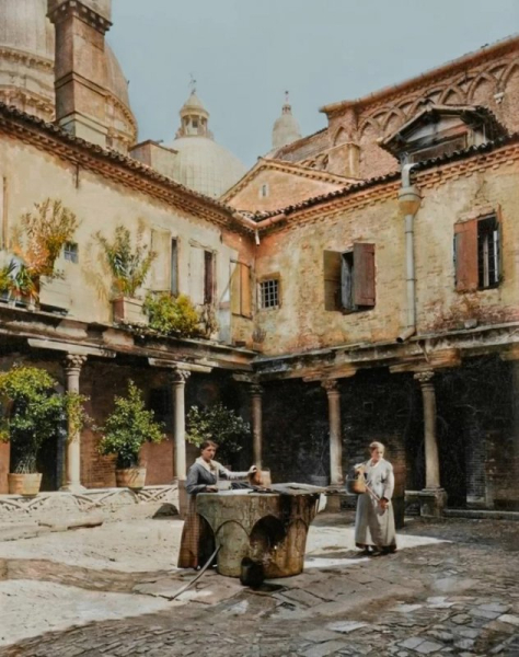 Редкие исторические фотографии, которые передают атмосферу времени Редкие исторические фотографии, которые передают атмосферу времени