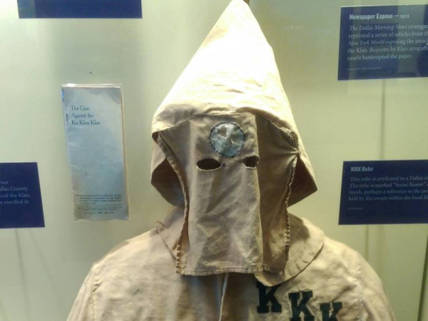 Самая пугающая, непривычная и зловещая униформа в истории Самая пугающая, непривычная и зловещая униформа в истории