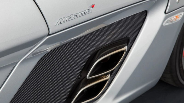 Ультра-редкий Mercedes-Benz SLR McLaren Stirling Moss без пробега Ультра-редкий Mercedes-Benz SLR McLaren Stirling Moss без пробега