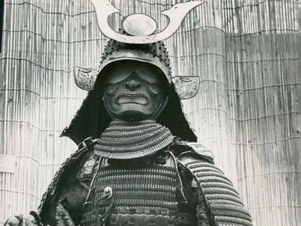 Самая пугающая, непривычная и зловещая униформа в истории Самая пугающая, непривычная и зловещая униформа в истории