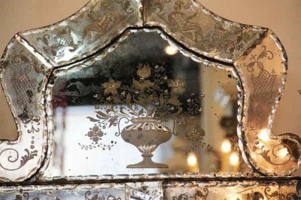 Происки дьявола и главное богатство: почему зеркала были под запретом много веков Происки дьявола и главное богатство: почему зеркала были под запретом много веков